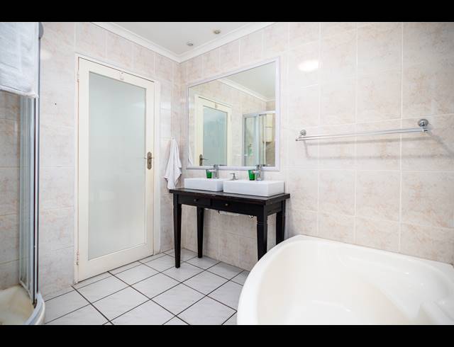13 BEDROOM FREESTANDING FOR SALE IN SUNSET BEACH